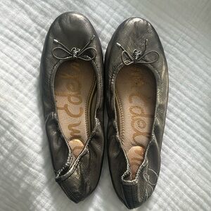 Sam Edelman ballet flats size 9. Worn maybe 4 times. In really great condition.